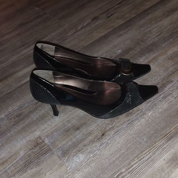 Circa Joan & David  CJdarleen   black kitten heel pointed toe Sz 7 - Picture 6 of 7